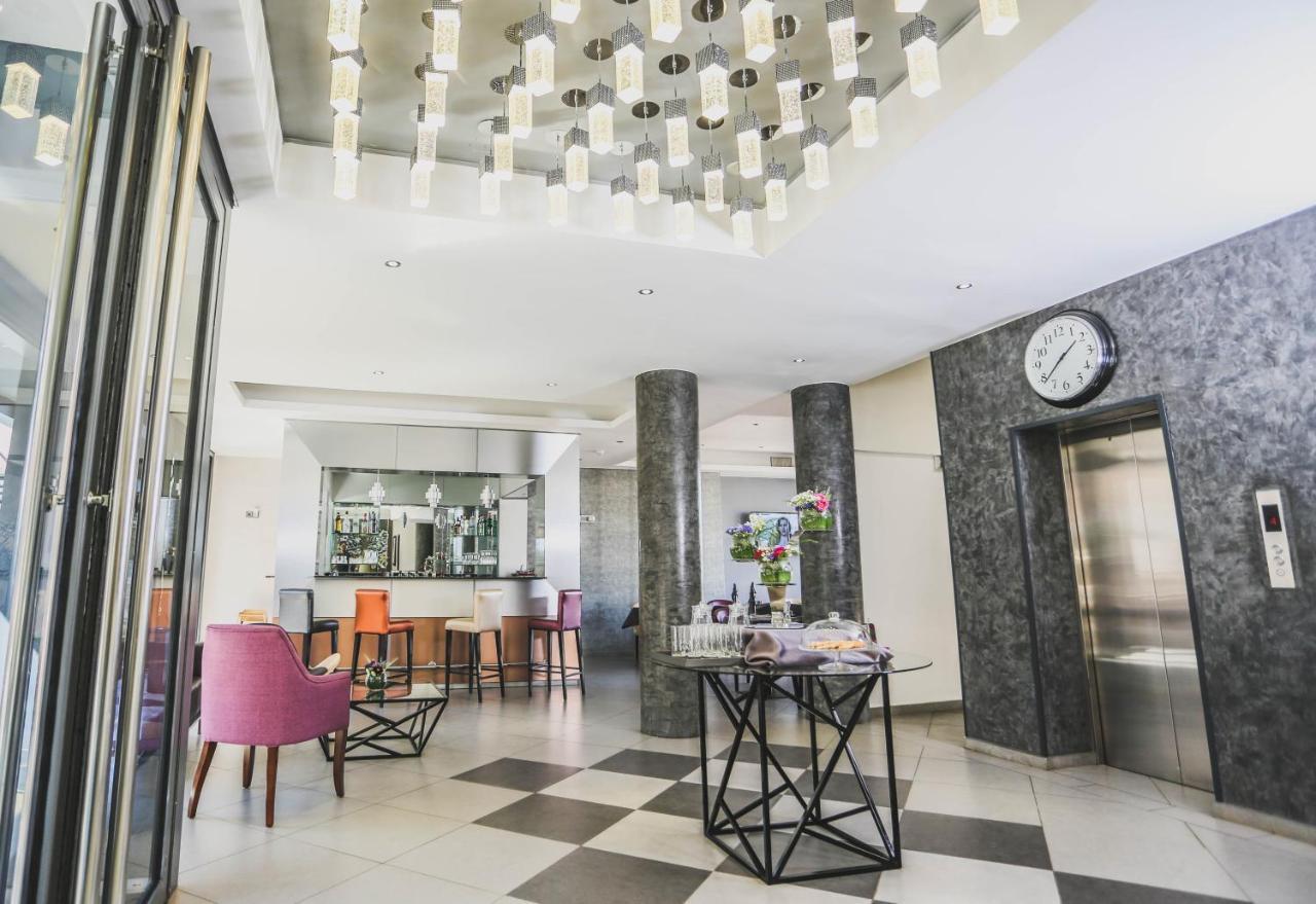 Hotel Le Fred à Tananarive Extérieur photo